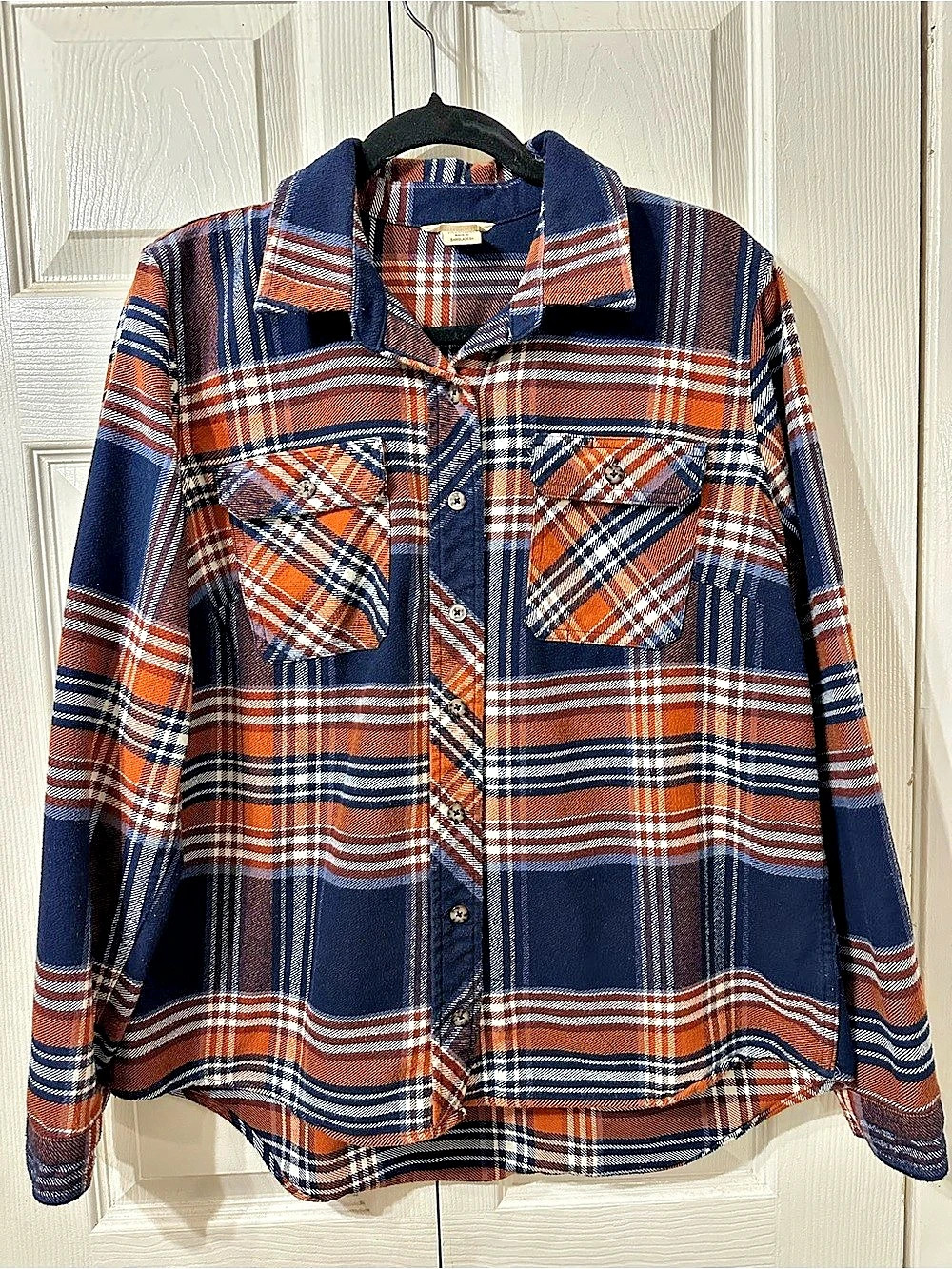 Duluth Trading Women's Plaid Flannel Shirt in Blue & Orange Like New. Size Large